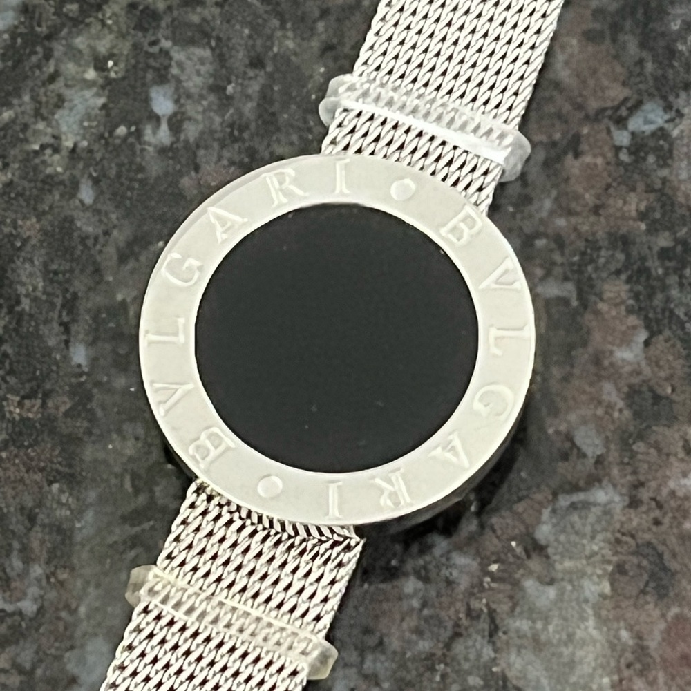 Bvlg’ri Looking Silvertone Belt Bracelet NWOTs.